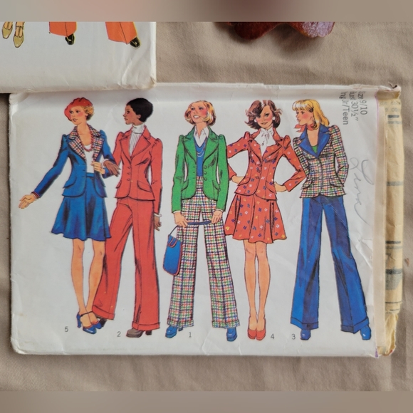 4 pack Vintage Simplicity & New Look Sewing Patterns, Cut - Picture 5 of 6